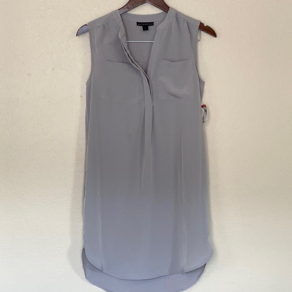 attention | women’s sleeveless shirt-dress